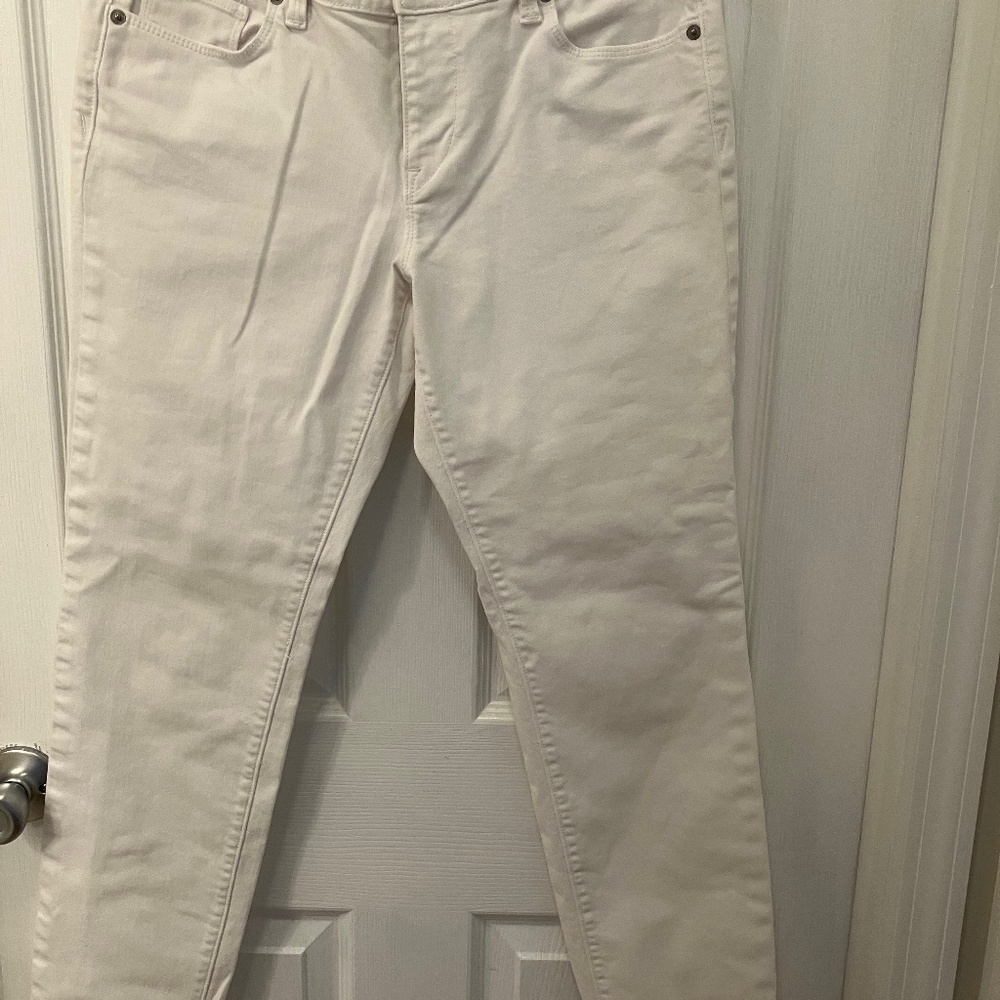 Anne Taylor Loft Modern Straight White Jeans